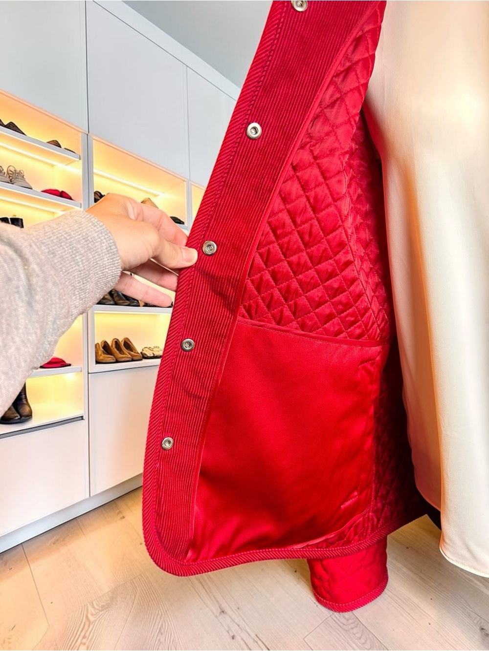 Talbots Petites Red Quilted
Jacket LP - Picture 11 of 15